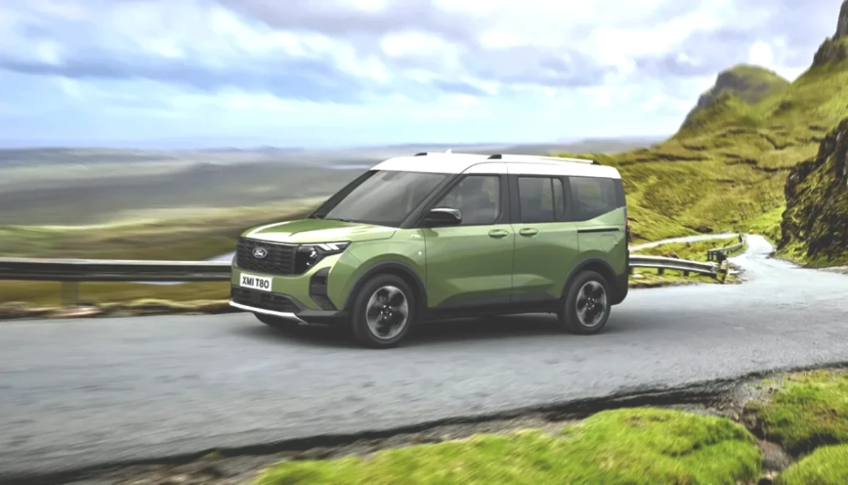 Yeni Ford Tourneo Courier Sahneye Çıktı!