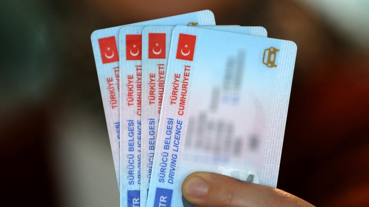 1 Kasım 2025 itibarıyla 1 Milyon 799 Bini Aşkın Sürücü Belgesi Geçersiz Sayılıyor